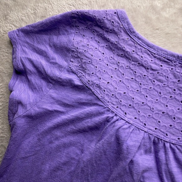 Gap Women's XL Purple Henley Blouse Eyelet Lace Yoke Short Sleeve Casual Top - Picture 8 of 11